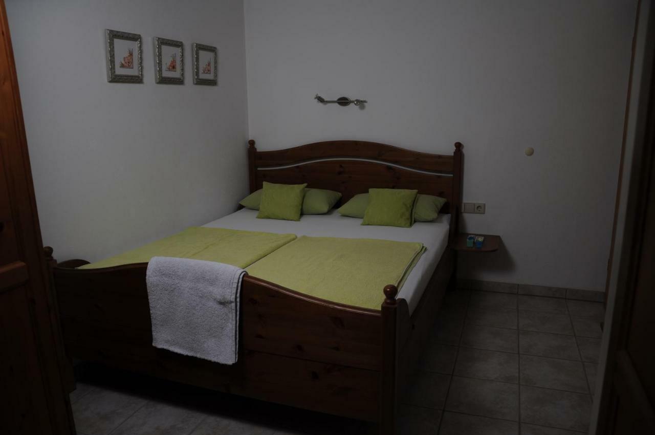 Villa Delfin Sutivan Ngoại thất bức ảnh