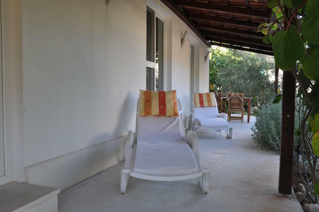 Villa Delfin Sutivan Ngoại thất bức ảnh